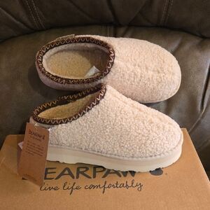 BearPaw Tan and Brown Slippers